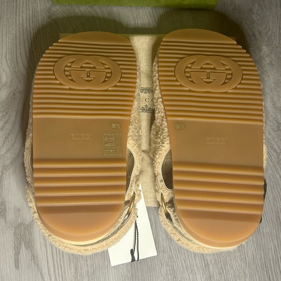 Gucci shearling sandals - Picture 5 of 10